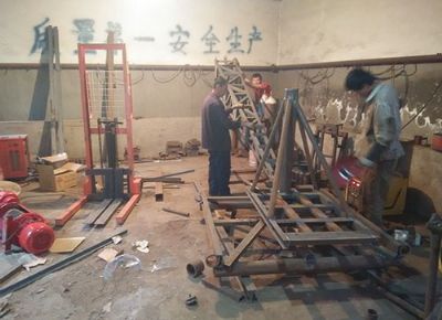 點擊查看詳細信息<br>標題：華友機械多用途吊J 閱讀次數(shù)：7888